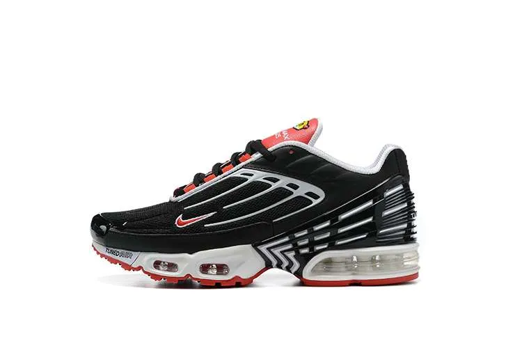 AIR MAX PLUS TN 3 'BLACK UNIVERSITY RED'