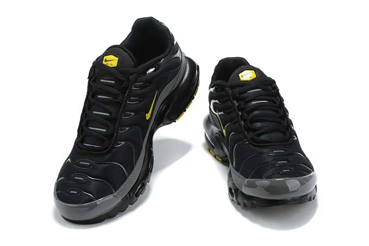 AIR MAX PLUS TN 'BATMAN'