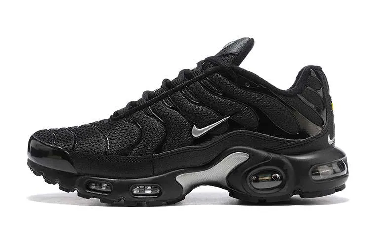 AIR MAX PLUS TN 'BLACK METALLIC SILVER'