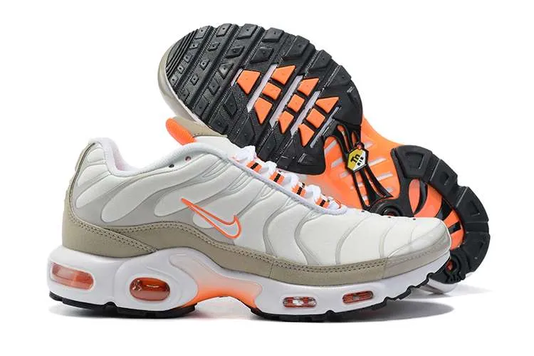 AIR MAX PLUS TN 'FIRST USE'