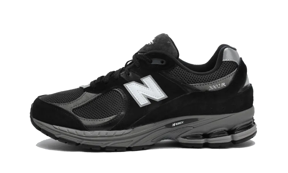 NB 2002R Black - zzsneakerss