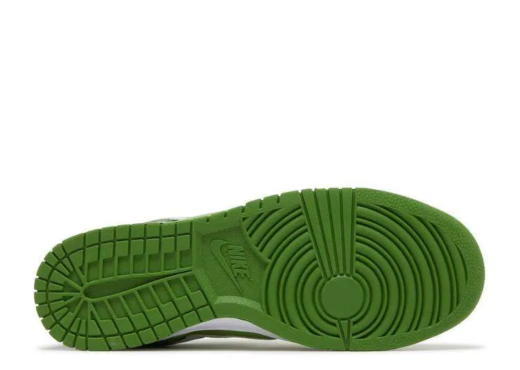 SB DUNK LOW 'CLOROPHYLL