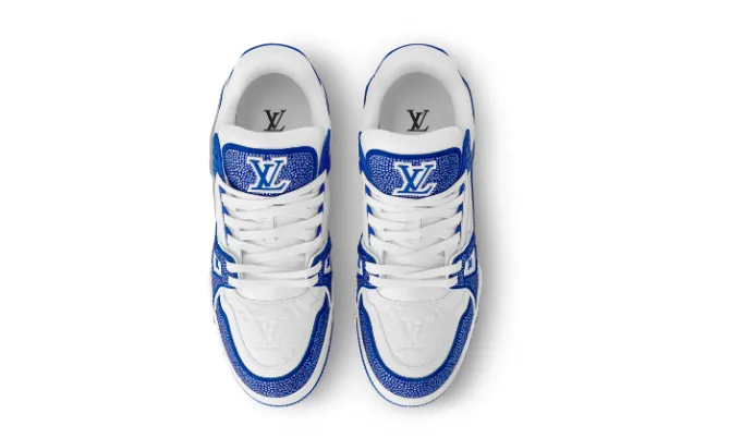 Trainer Blue